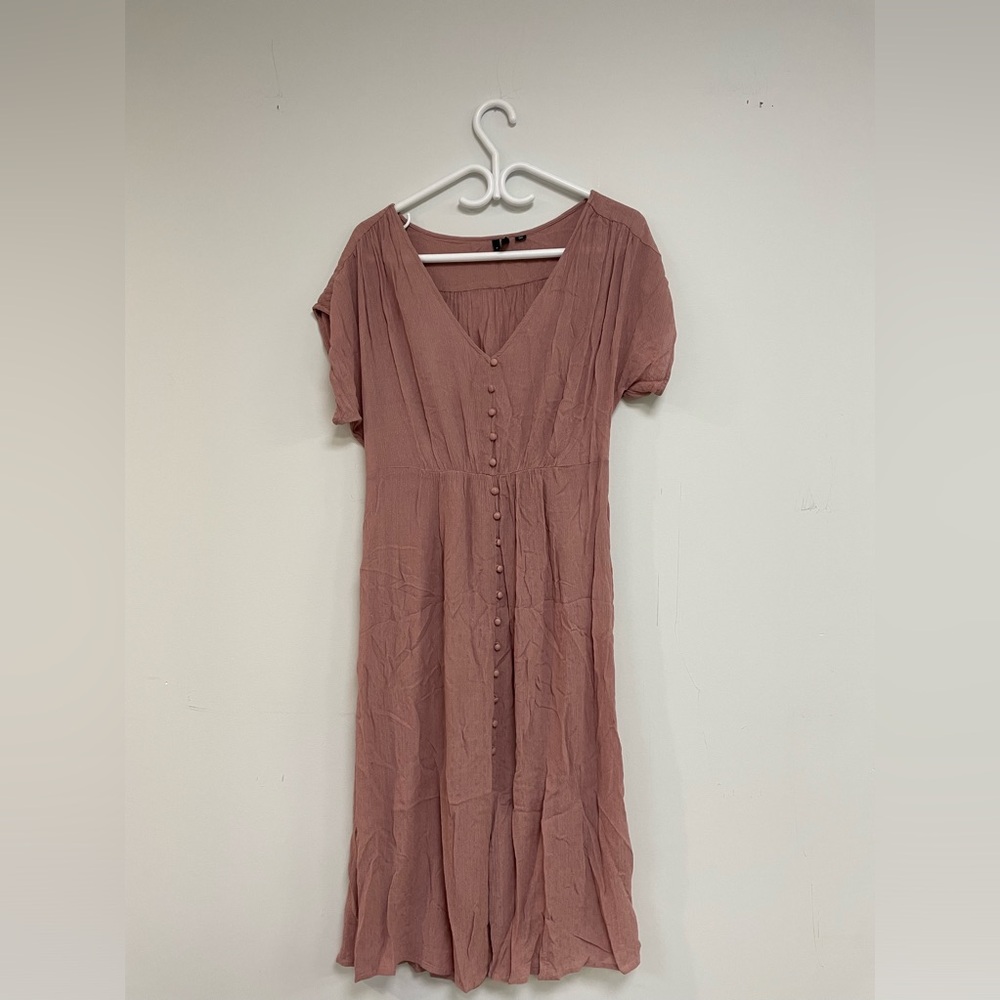 Light pink fake button-up dress.